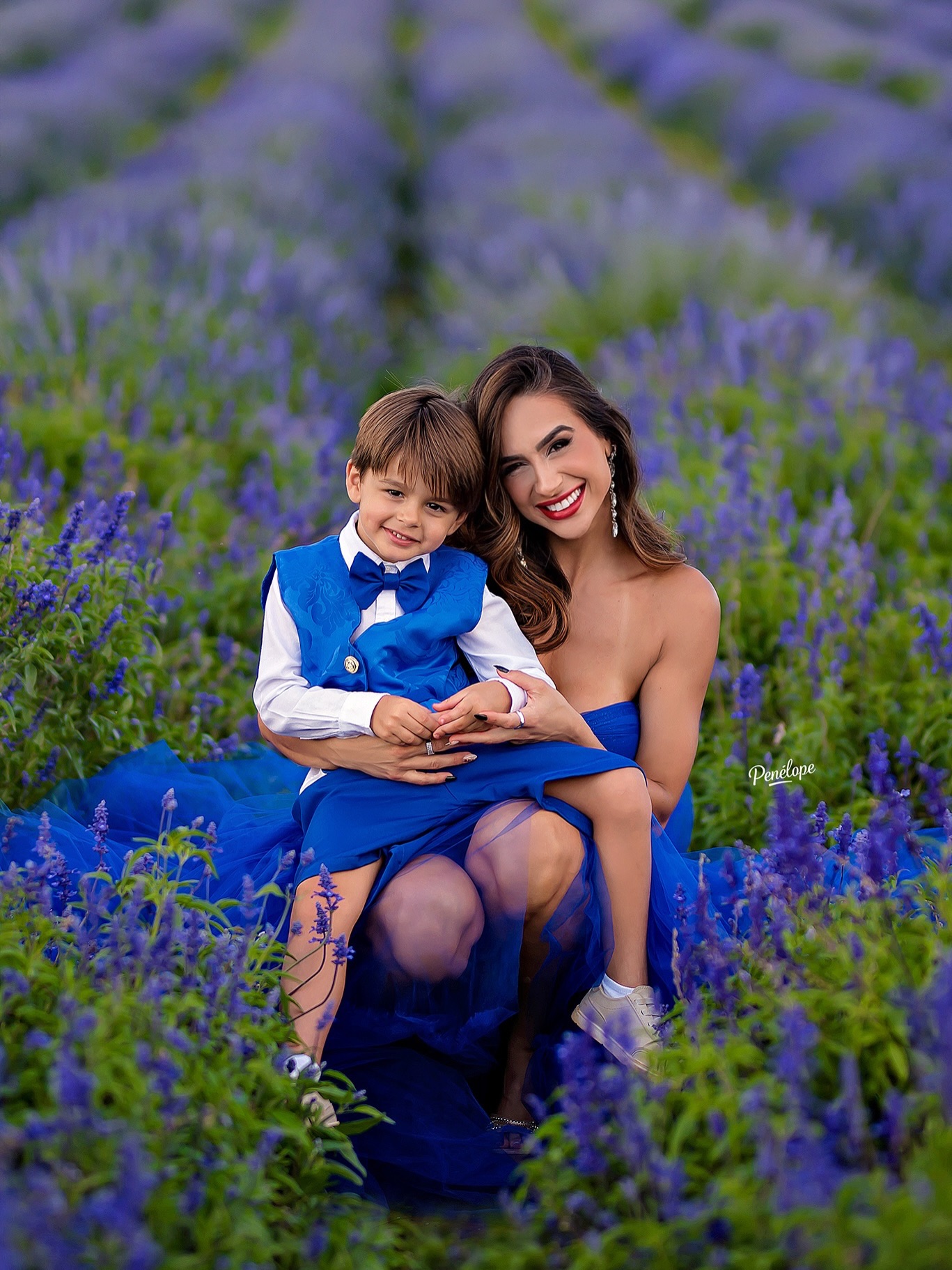 Família Casal Flores Vermelhas