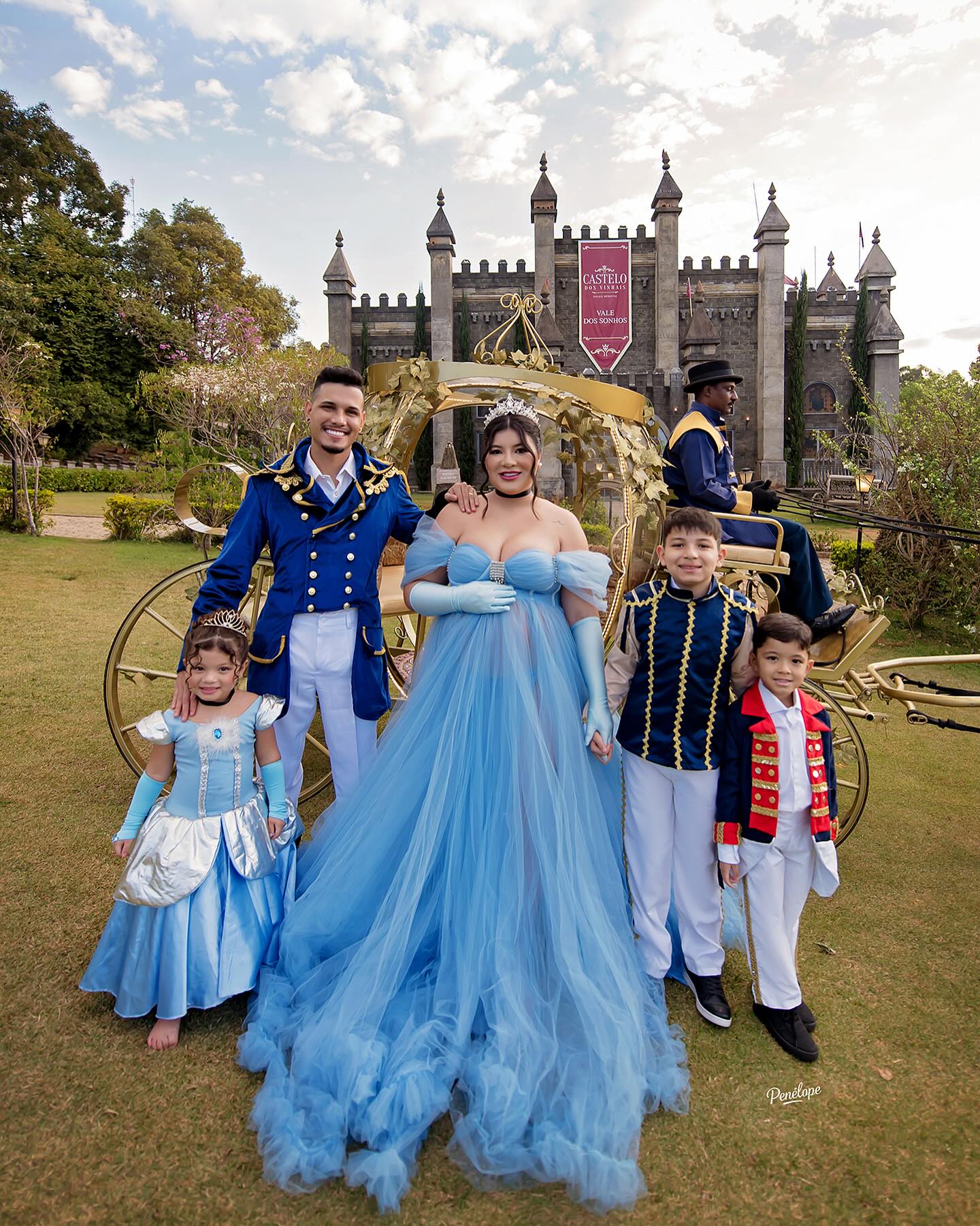 Família Casal Castelo Azul