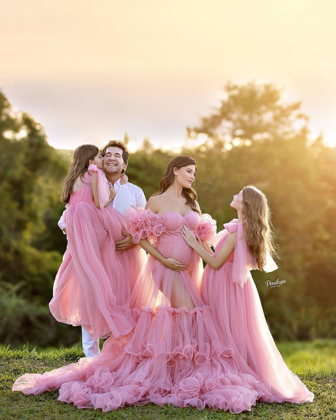 Semana da Fotografia - Família Rosa Gestante Casal e Filhas